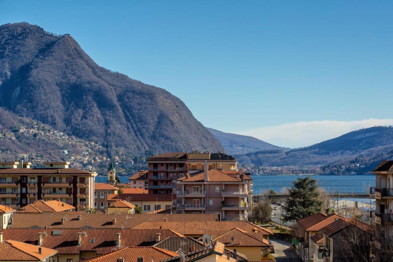 Casa Vacanze Heidi Vista Lago Verbania Exterior photo